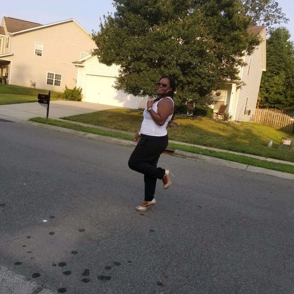 Meet your Posher, Brittney